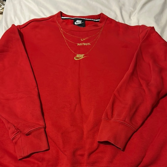 Nike Tops - Nike chains pullover sweatshirt